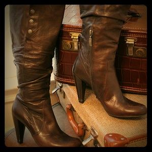 Wide Calf Guess Boots